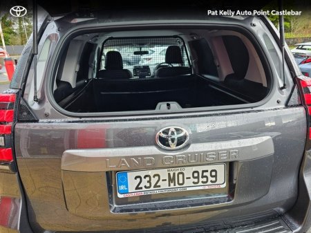 2023 Toyota Landcruiser - thumbnail 11