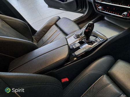 2019 BMW 5 Series - thumbnail 15