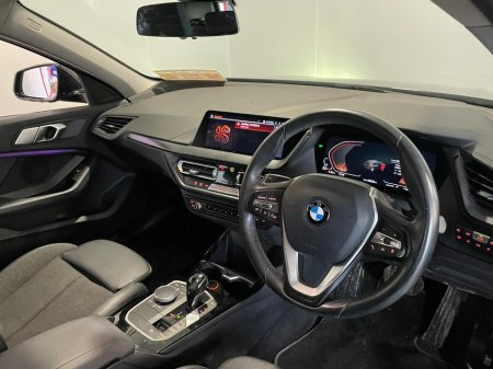 2021 BMW 1 Series - thumbnail 3