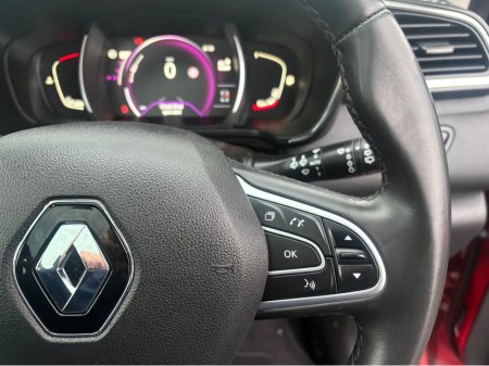 2016 Renault Kadjar SIGNATURE NAV ENERGY DC 4DR A thumbnail