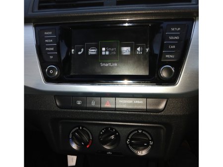 2017 Skoda Fabia - thumbnail 12