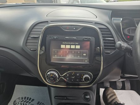 2016 Renault Captur - thumbnail 27