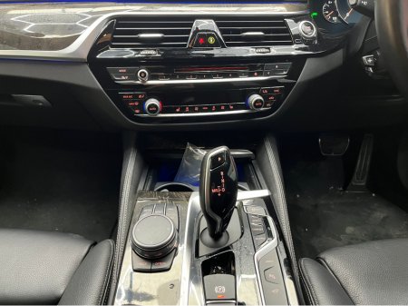 2017 BMW 5 Series €22950 2017 BMW 530E M SPORT IPERFORMANCE 2.0 AUTOMATIC / CRUISE CONTROL / 360° PARKING CAMERA / ELECTRIC MEMORY & HEATED SEATS / PADDLE SHIFTERS / AMBIENT LIGHTS €22,950 thumbnail