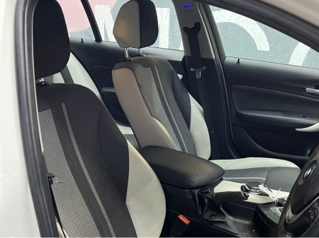 2017 BMW 1 Series ONLY €15950! 2017 BMW 1 Series Automatic - 2.0D - Reverse Cam + Sensors €15,950 thumbnail