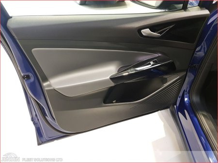 2023 Volkswagen ID.4 - thumbnail 17