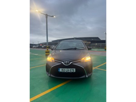 2015 Toyota Yaris 1.0 VVT-i 3Dr Luna €11,950