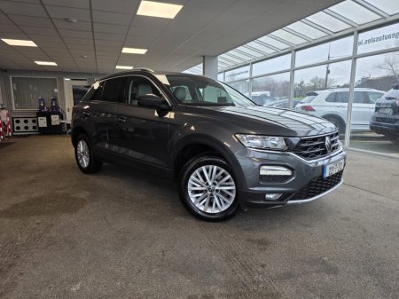 2022 Volkswagen T-Roc - thumbnail 2