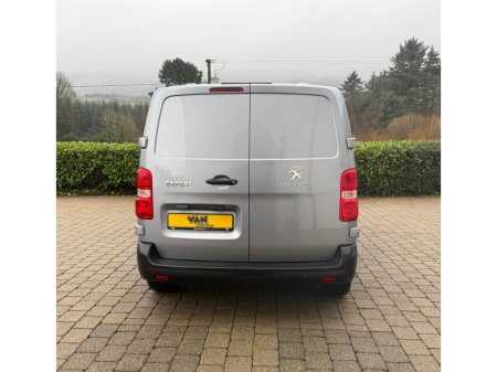 2022 Peugeot Expert Professional NO VAT!! 1.5 BlueHDi 100bhp €17,995 thumbnail