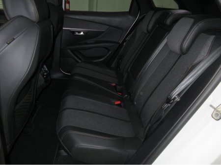 2019 Peugeot 3008 - thumbnail 12