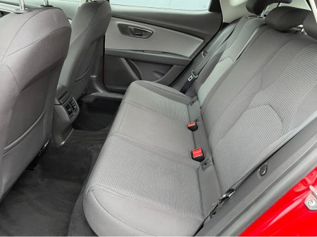 2018 SEAT Leon 1.6 TDI 115HP SE 5DR VERY GOOD! €14,995 thumbnail