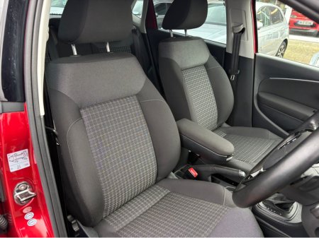 2014 Volkswagen Polo - thumbnail 15