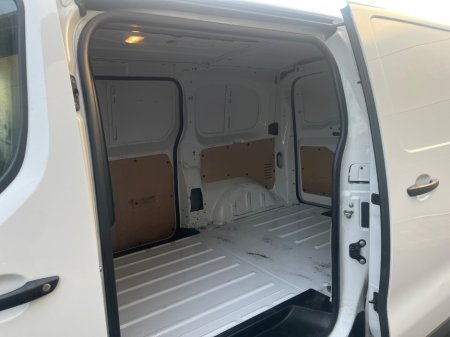 2025 Peugeot Expert  €25,500 thumbnail