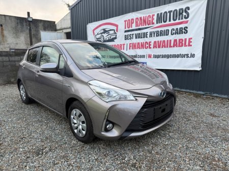 2017 Toyota Vitz Hybrid Luna €11,900