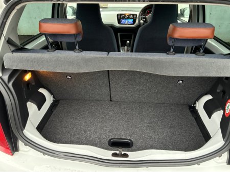 2016 Volkswagen up! 1.0i Petrol Jeans Up Automatic €10,750 thumbnail