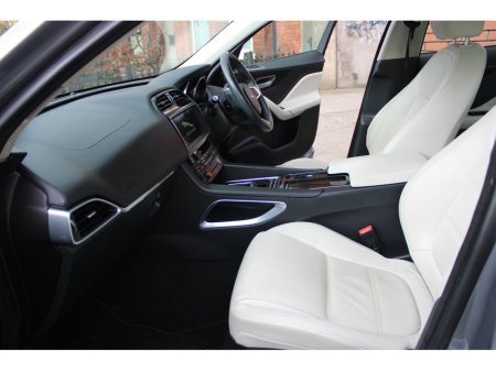 2020 Jaguar F-Pace - thumbnail 11