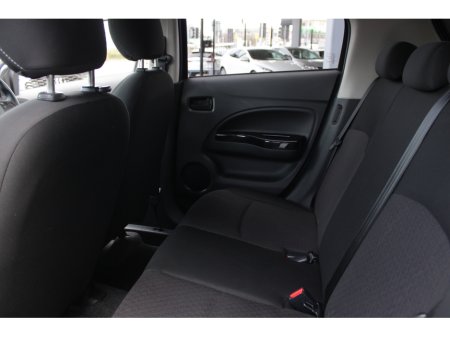 2018 Mitsubishi Space Star - thumbnail 17