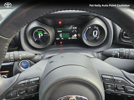 2023 Toyota Yaris Cross YARIS CROSS LUNA €27,900 thumbnail