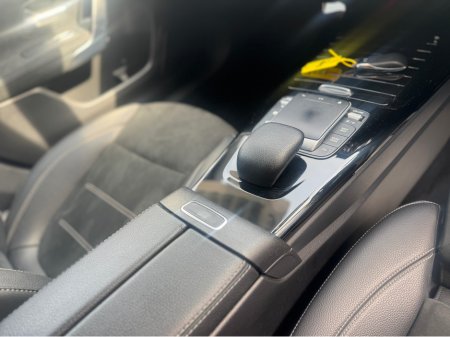 2022 Mercedes-Benz A Class - thumbnail 8