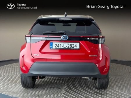 2024 Toyota Yaris Cross - view 4