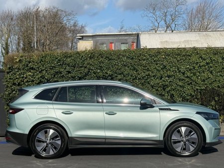 2023 Skoda Enyaq - thumbnail 2