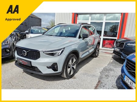 2023 Volvo XC40 - photo 5