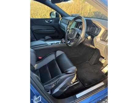 2021 Volvo XC60 - thumbnail 11