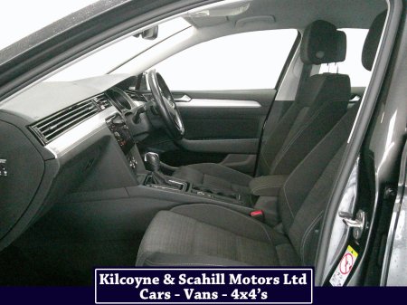 2021 Volkswagen Passat SE NAV TDI S-A DSG thumbnail