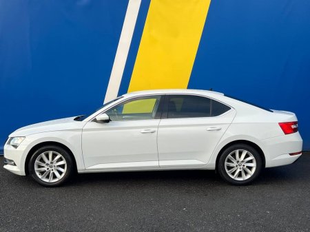 2018 Skoda Superb 1.4 TSI // 2 YEAR NCT // APPLE CARPLAY/ANDROID AUTO // DUAL ZONE CLIMATE CONTROL €16,750