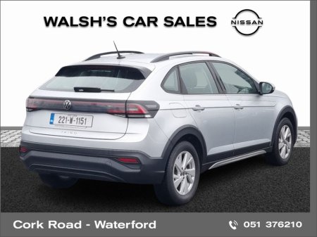 2022 Volkswagen Taigo - view 4