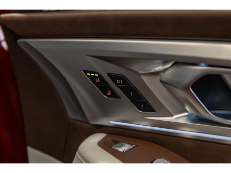 2024 BMW XM 50e €103,950 thumbnail