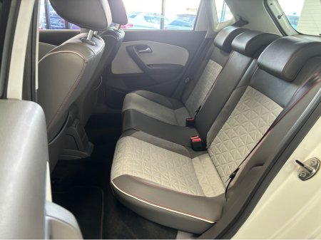 2016 Volkswagen Polo - thumbnail 13