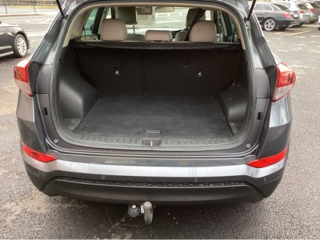 2016 Hyundai Tucson - thumbnail 19