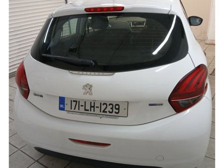 2017 Peugeot 208 - thumbnail 7