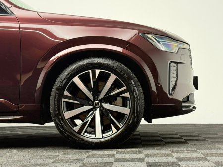 2025 Volvo XC90 PLUS T8 PHEV AWD AUTO *7 SEATER* €79,990 thumbnail