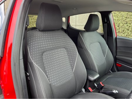 2018 Ford Fiesta - thumbnail 11