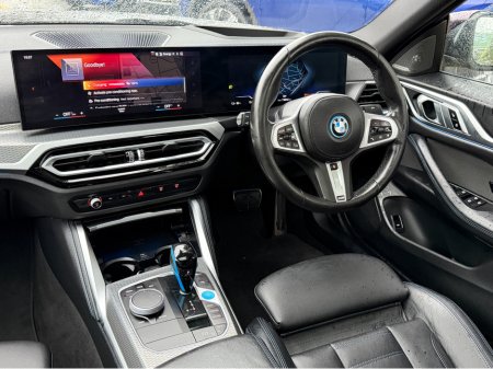 2023 BMW i4 M-SPORT..SUNROOF..KEYLESS ENTRY €32,350 thumbnail