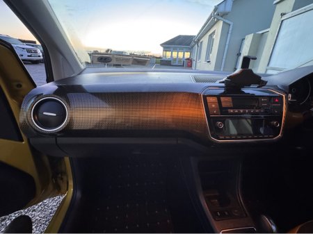 2017 Volkswagen up! AUTOMATIC ONLY 60KMS €10,750 thumbnail