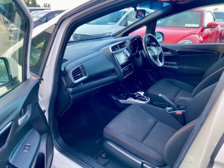 2014 Honda Fit  €9,099 thumbnail