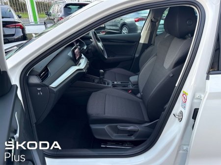 2025 Skoda Octavia Selection 1.5TSI 115HP €32,950 thumbnail