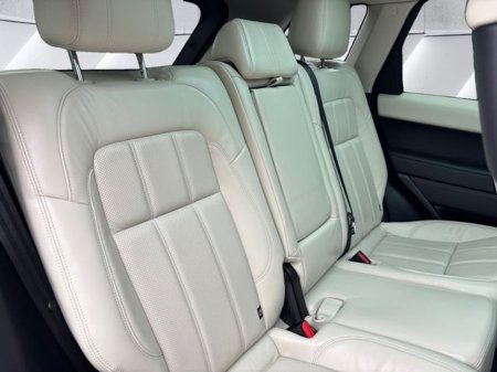 2021 Land Rover Range Rover Sport Range Rover SPO MY 21.5 2.0 SI4 Phev 404 €49,995 thumbnail