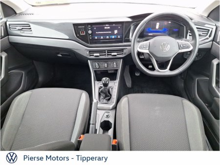 2025 Volkswagen Polo - view 4