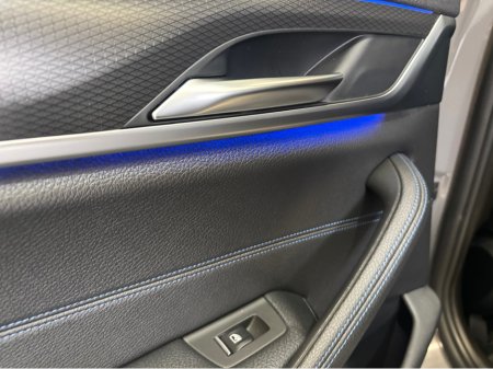 2021 BMW 5 Series - thumbnail 13