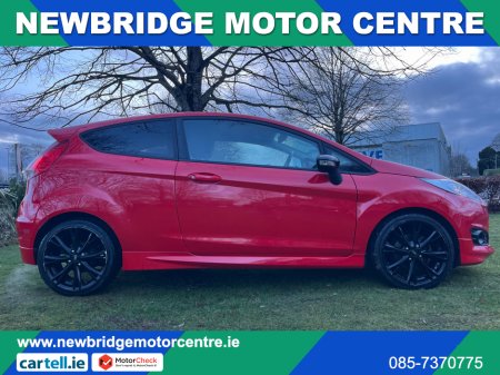 2016 Ford Fiesta RED EDITION 1.0 125PS M M5 2DR €7,950 thumbnail