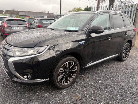 2016 Mitsubishi Outlander PHEV 2.0L MIVEC 4WD 5-Seater Instyle €12,995 thumbnail