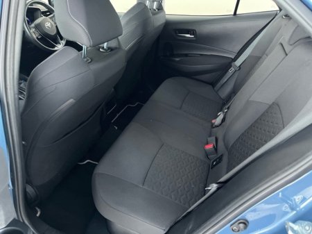 2021 Toyota Corolla HYBRID LUNA H/B 4DR AUTO A €23,950 thumbnail