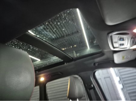 2019 Ford Kuga - view 4