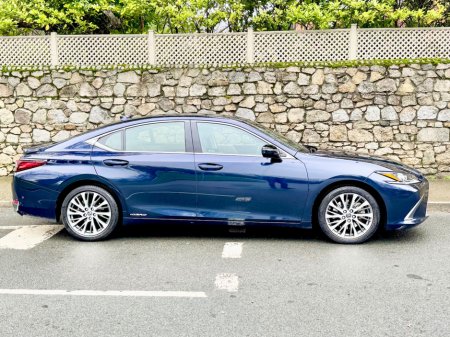 2021 Lexus ES 300 H DYNAMICS!! 1 YR HYBRID WARRANTY !! €29,900 thumbnail