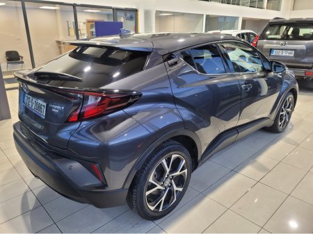 2021 Toyota C-HR 1.8 HYBRID  SPORT AUTO €24,950