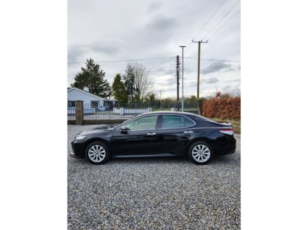 2019 Toyota Camry 2.5 Camry Hybrid €21,950 thumbnail