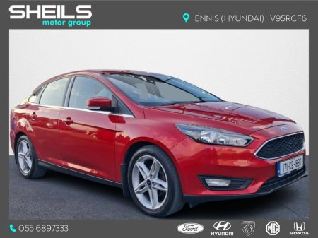 2017 Ford Focus - thumbnail 1